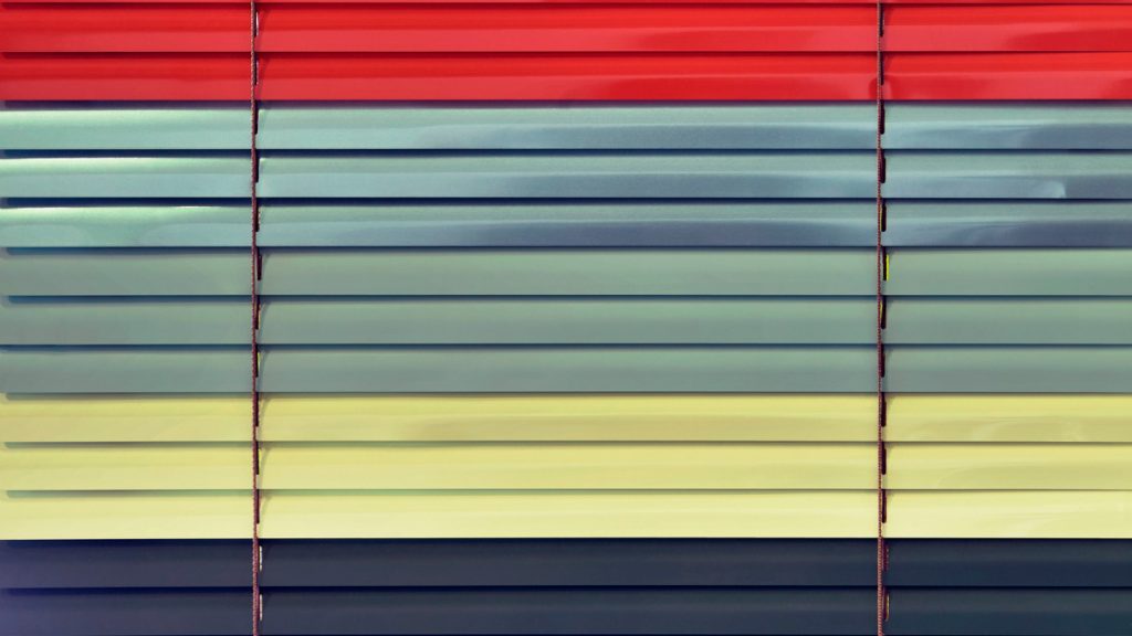 persiana de varias cores